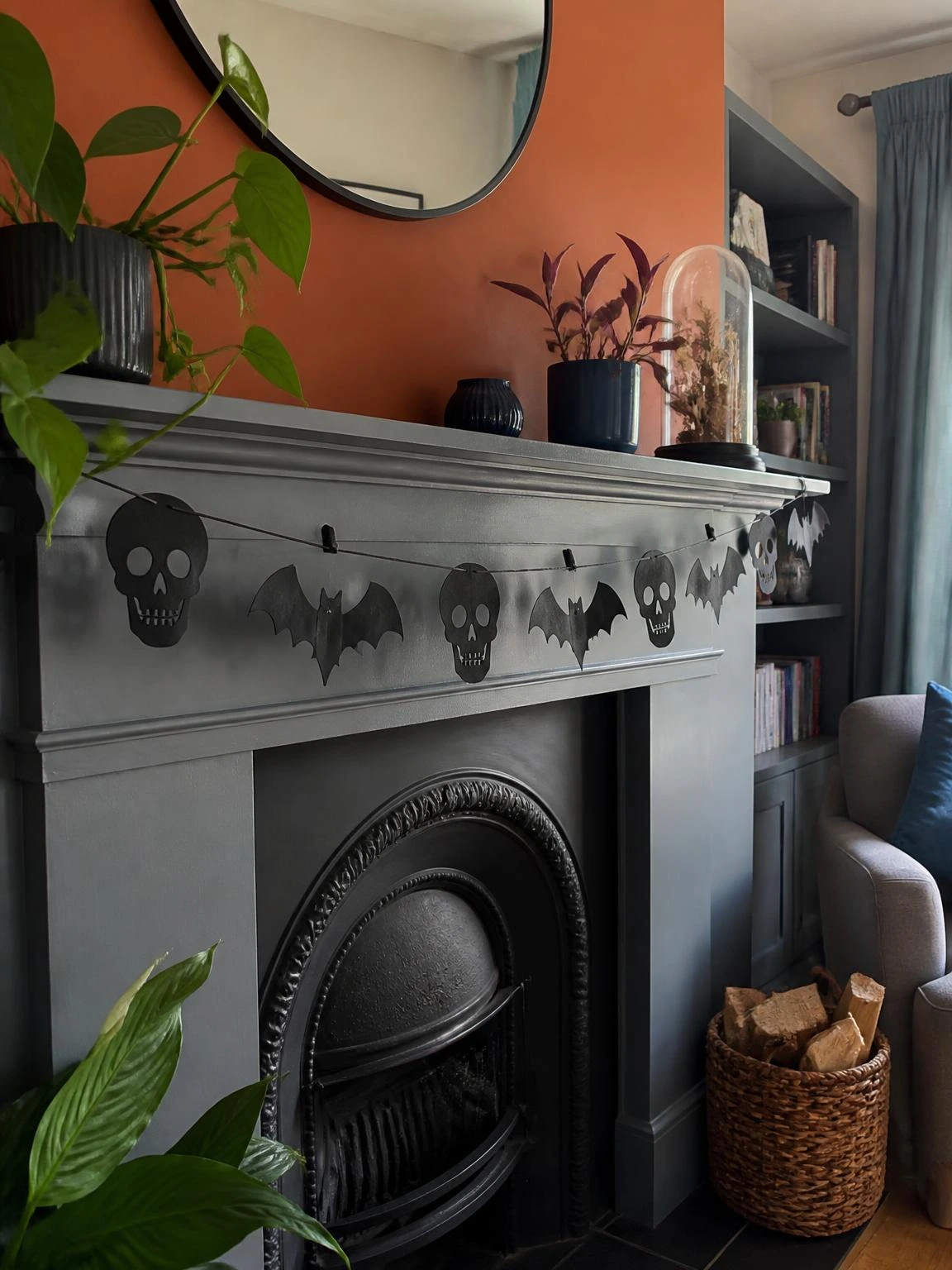 11- Gothic Paper Garland on Mantel or Shelf - gothic halloween decorations indoor