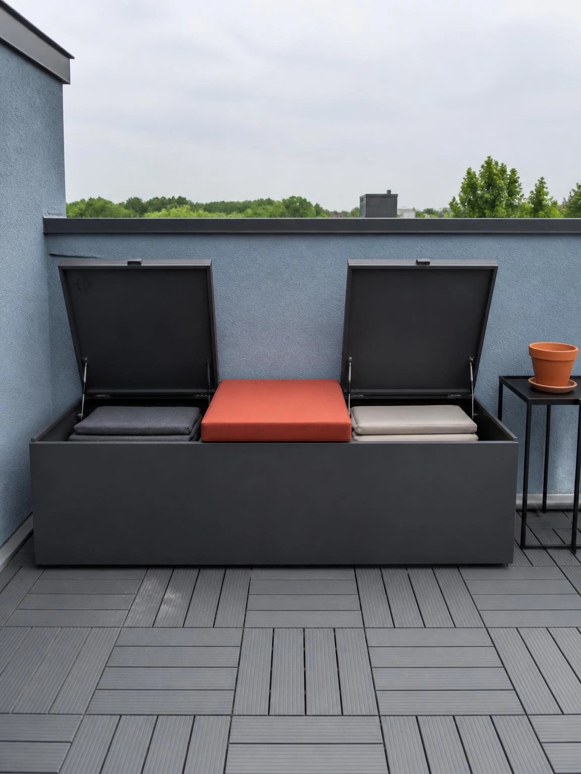 15- Weatherproof Storage Box Bench - small rooftop terrace design